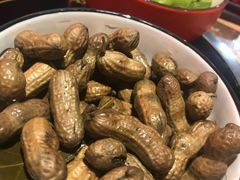 -虾弄弄海派小龙虾·牛羊蝎子火锅