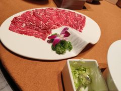 -左庭右院鲜牛肉火锅黑金店(陆家嘴中心店)