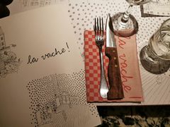 餐具摆设-La Vache! 噢！那只奶牛！(尖沙咀店)