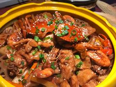 全家福-多嘴超级肉蟹煲(杉杉国潮主题店)