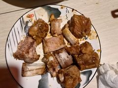 -王老六铁锅炖鱼(大东沟总店)