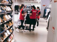 -唯品会(北京国瑞城店)