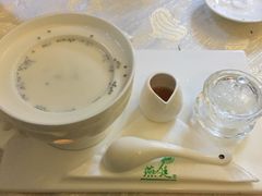 -燕庭·纯燕窝·甜品下午茶(南京西路店)
