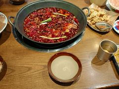 全红汤锅底-萍姐火锅·公路夜市(南京弘阳广场店)