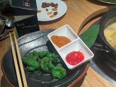 -一朵菌·野生菌探索家火锅(南亚店)