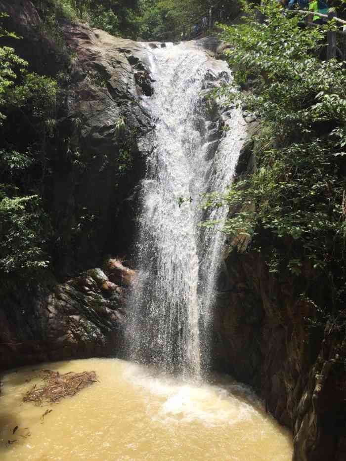 平安山生态旅游风景区"平安山风景区位于惠州博罗县,是中国一级防.