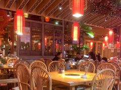 -野山舂·贵州现舂酸汤火锅(鸿通城店)