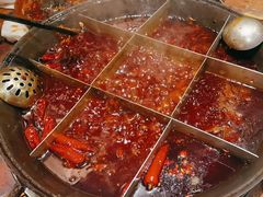 -周小明火锅(黑金冠社区店)