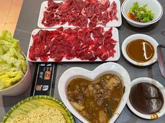 -官塘陈记鱼生·潮汕砂锅粥·牛肉火锅(潮枫路总店)