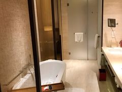 -上海衡山路十二号华邑酒店
