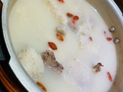 -何氏排骨(左家塘店)