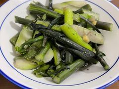 -昱龙大盆牛蛙馆(三兴街总店)