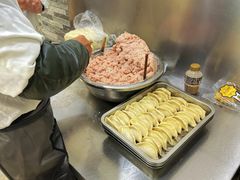 -黄阿姨锅贴大王(万航渡路店)