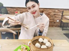 -珊珊小笼馆(仙霞路店)