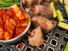 -唯成•韩国炭火烤肉 유성고기