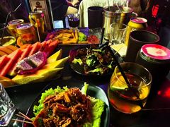 -山川小町·极番烧肉(新地假日广场店)