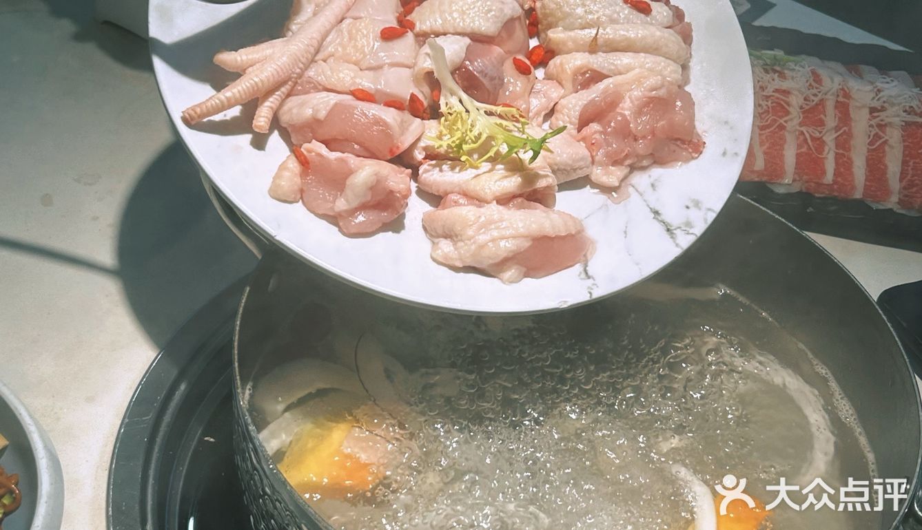在三亚我吃到好吃的椰子鸡火锅～