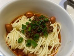 -铜锣湾·有麝自然香(渝北财富中心店)