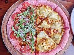 粉红拼盘火腿榴莲披萨-埠口精酿夜景餐酒吧· BREWPORT BISTRO(长嘉汇重庆之眼店)