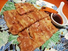 -山川小町·极番烧肉(新地假日广场店)