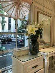 -e hair salon
