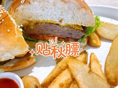 经典牛肉汉堡-7senses(金狮广场店)