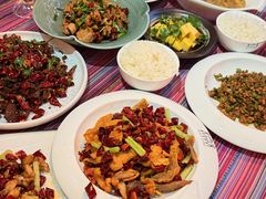 -香巴拉云南餐厅(华莱坞店)