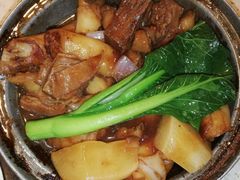 牛腩啫粉-又一间茶点轩(百汇广场店)