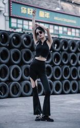 -爱的化妆工作室(雅地天际店)