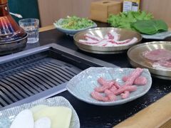 -臻牛烤肉