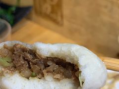 鲜肉包子-梁憨包(南岸回龙湾店)