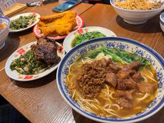 -辣肉面大王(天平路店)