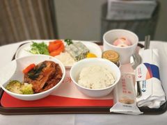 -东方航空(虹桥路店)