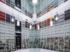 -钟书阁(松江泰晤士小镇店)