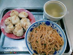 -高师傅特色米粉汤包(建设路店)