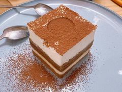 -必胜客(打浦桥日月光店)