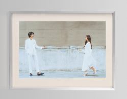 -雪中彩影婚纱摄影·微光艺术中心