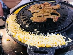 -胡悦里韩式烤肉(芝罘万达广场店)