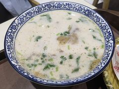 羊肉汤（多肉）-穆得·老周家牛肉烧饼(普利街店)