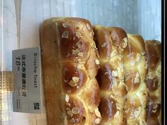 -YUMI芽米·法式烘焙·咖啡(骖鸾路店)