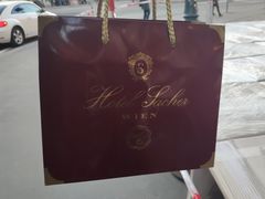 -Cafe Sacher(WIEN)