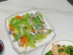 西芹炒海地龙-旺达小吃•三十年福州菜(正大广场店)