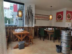 大堂-山沟沟羊小馆&烤全羊羊肉汤(麦岛店)