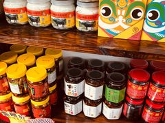 零售区-周大娘牛乳(旧寨古村总店)