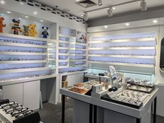 -浮光眼镜·蔡司视觉合作·数字验配中心(陆家嘴店)