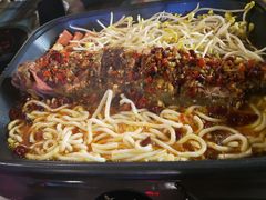 -川渝窈妹纸包鱼·齐齐哈尔烤肉