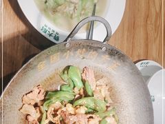 -费大厨辣椒炒肉(万家丽一店)