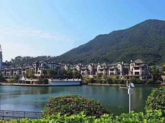 -莲湖山庄