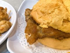 猪扒包-海王冰室(皇朝店)