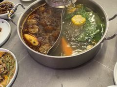 -宴全牛粤来越牛潮汕鲜牛肉火锅(海州万达广场店)